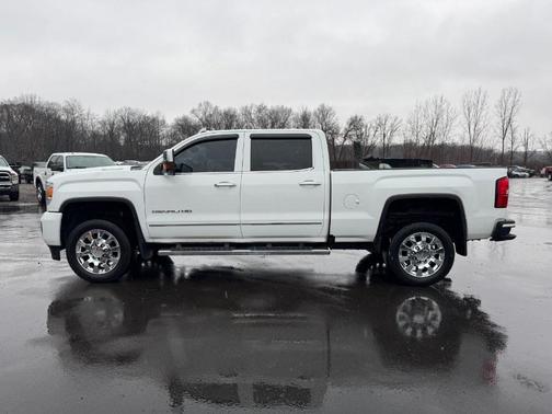 2017 GMC Sierra 2500 Denali