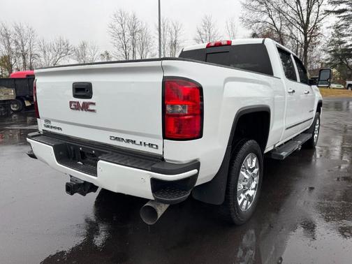 2017 GMC Sierra 2500 Denali