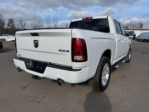 2015 RAM 1500 Sport