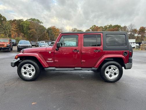 2013 Jeep Wrangler Unlimited Sahara