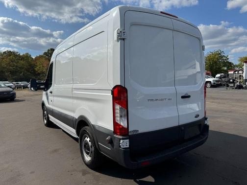 2017 Ford Transit-150 Base