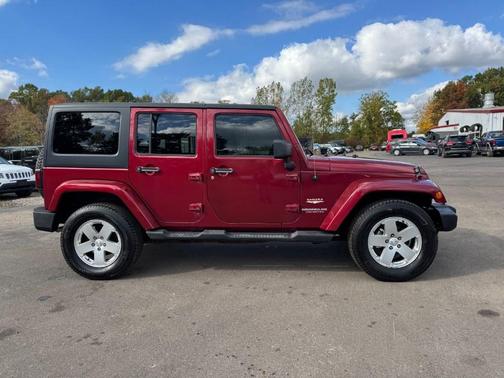 2011 Jeep Wrangler Unlimited Sahara
