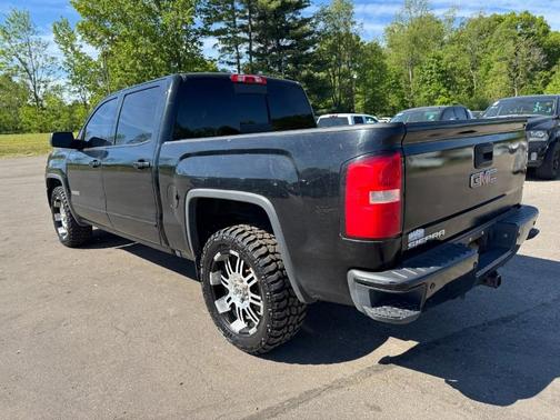 Onyx Black 2017 GMC Sierra 1500 SLE