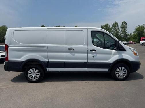 2015 Ford Transit-250 Base