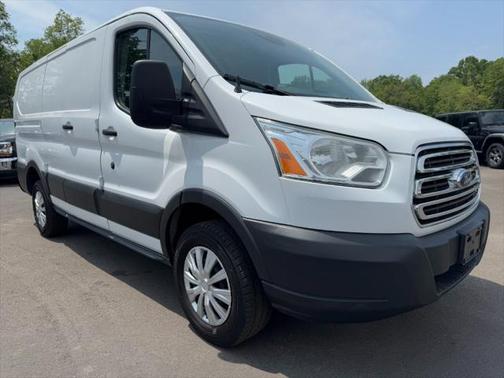 2015 Ford Transit-250 Base