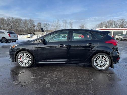 2016 Ford Focus ST 