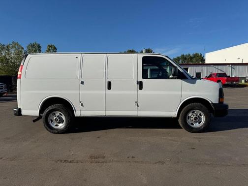2015 GMC Savana 2500 Work Van