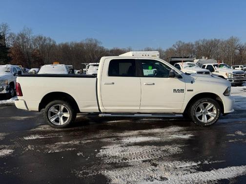 2016 RAM 1500 Sport