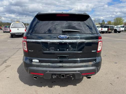 Tuxedo Black Metallic 2014 Ford Explorer XLT