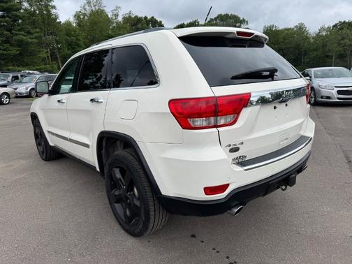 Stone White Clearcoat 2012 Jeep Grand Cherokee Overland