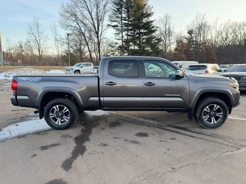 2016 Toyota Tacoma TRD Sport