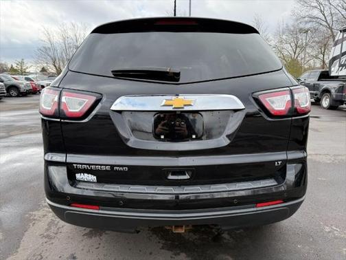 2017 Chevrolet Traverse 2LT