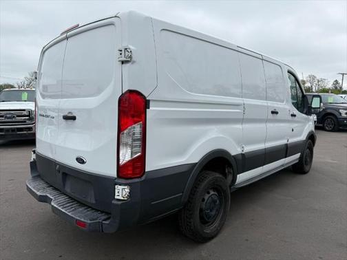 2018 Ford Transit-250 Base