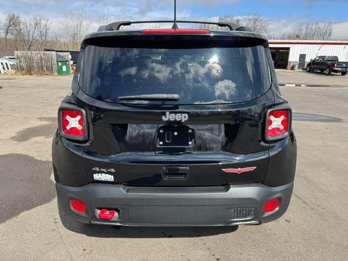 2020 Jeep Renegade Trailhawk