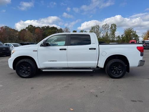 2011 Toyota Tundra Grade