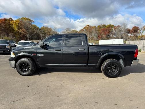 2015 RAM 1500 SLT
