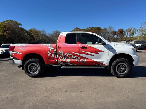 2011 Toyota Tundra Grade