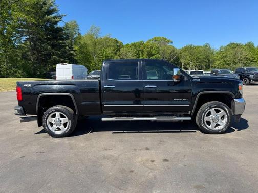 Onyx Black 2015 GMC Sierra 2500 SLT