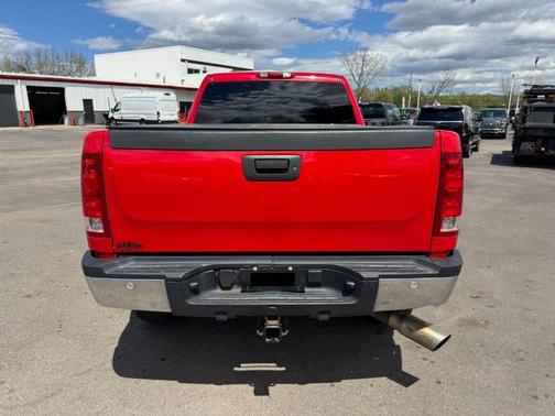 Red 2009 GMC Sierra 2500 SLE Crew Cab