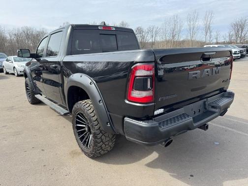 Diamond Black Crystal Pearl 2019 RAM 1500 Rebel