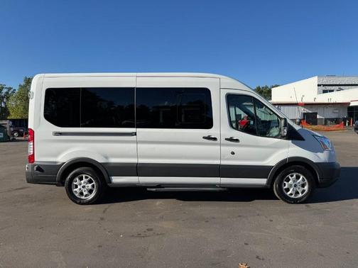 2015 Ford Transit-350 XLT