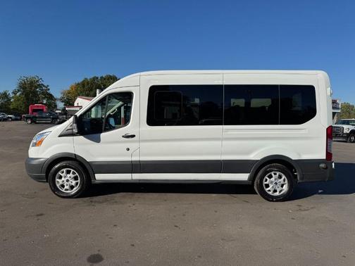 2015 Ford Transit-350 XLT