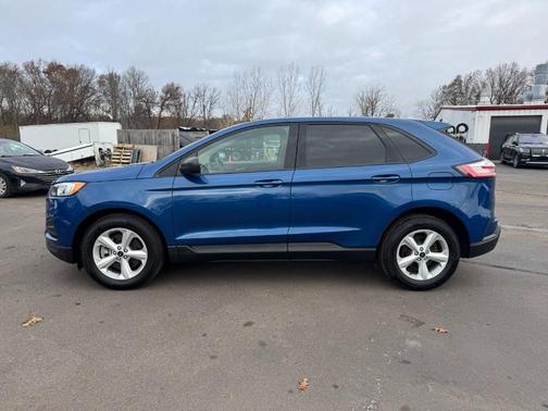 2021 Ford Edge SE