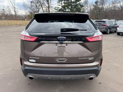 Brown 2019 Ford Edge Titanium