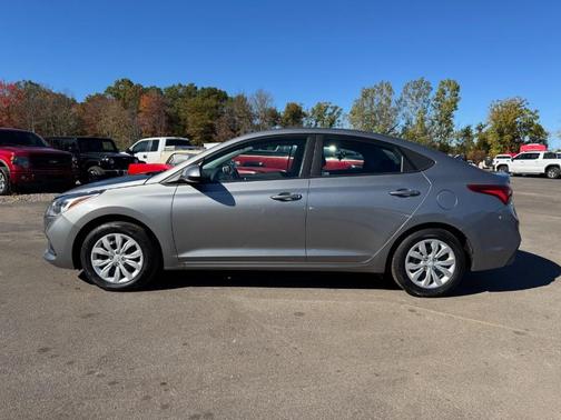 2021 Hyundai Accent SE