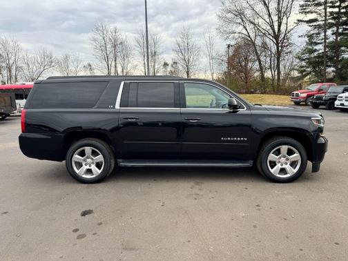 2016 Chevrolet Suburban LS
