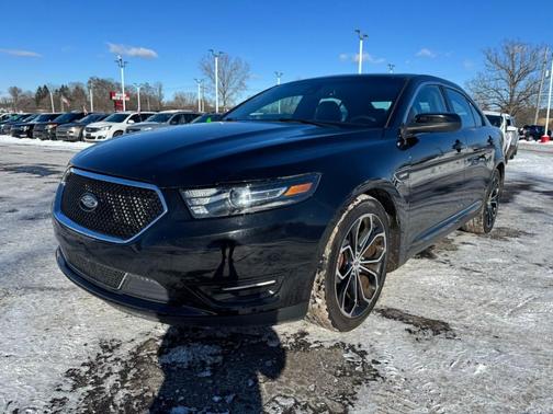 2016 Ford Taurus SHO