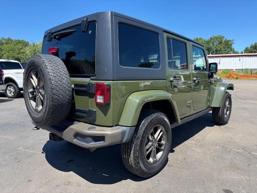 2016 Jeep Wrangler Unlimited Sahara