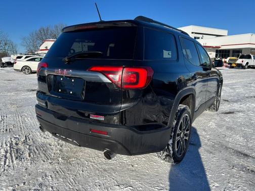 2017 GMC Acadia SLT-1