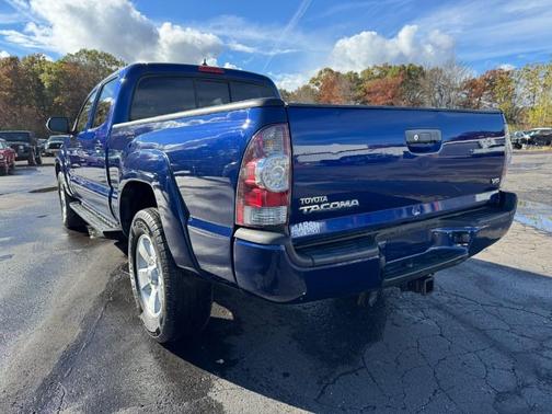 2015 Toyota Tacoma Base
