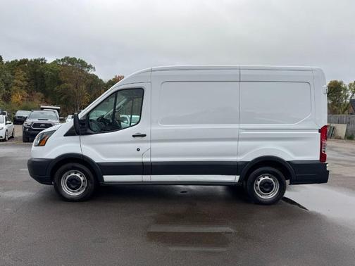 2017 Ford Transit-150 Base