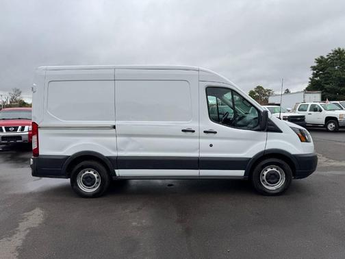 2017 Ford Transit-150 Base