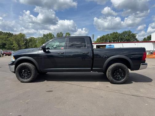 2017 RAM 1500 SLT