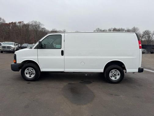 2014 GMC Savana 2500 Work Van