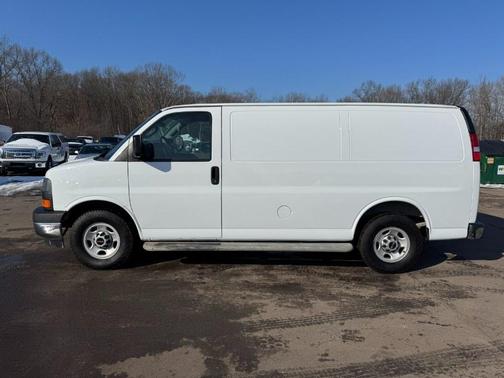 2017 GMC Savana 2500 Work Van