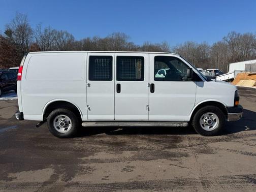 2017 GMC Savana 2500 Work Van