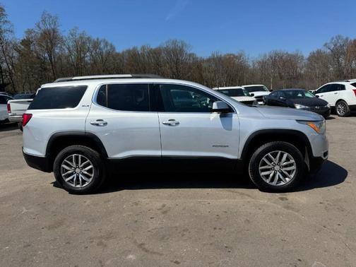 Quicksilver Metallic 2017 GMC Acadia SLE-2