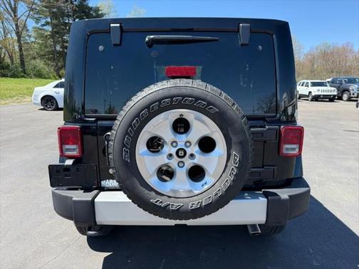 2013 Jeep Wrangler Unlimited Sahara