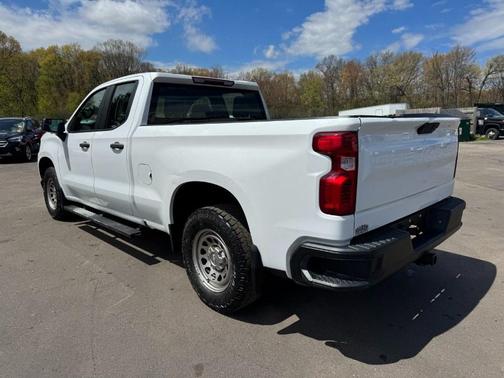 Summit White 2019 Chevrolet Silverado 1500 WT