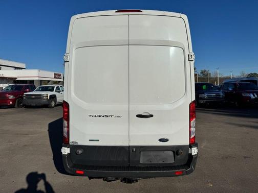 2017 Ford Transit-250 Base