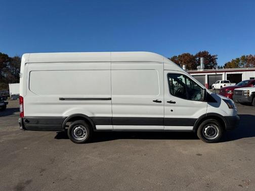 2017 Ford Transit-250 Base