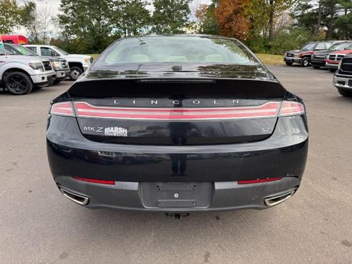 2014 Lincoln MKZ Base