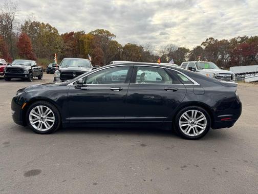 2014 Lincoln MKZ Base