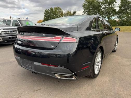 2014 Lincoln MKZ Base