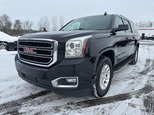 2017 GMC Yukon XL SLE