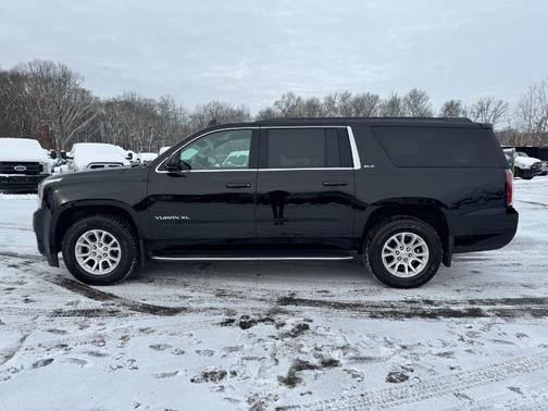 2017 GMC Yukon XL SLE